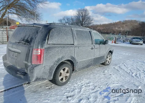2010 Dodge Grand Caravan Sxt из США, поврежденный, VIN 2D4RN5D19AR260156